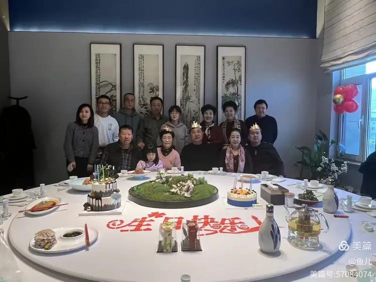 全家乐😄😄😄2023年12月🌹🌹🌹